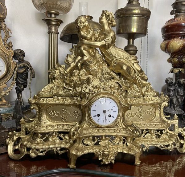 Đồng Hồ Tượng